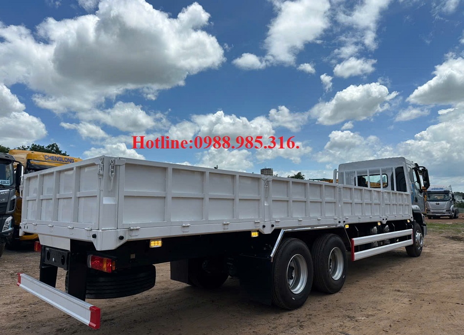 Xe tải thùng lửng 3 Chân Chenglong